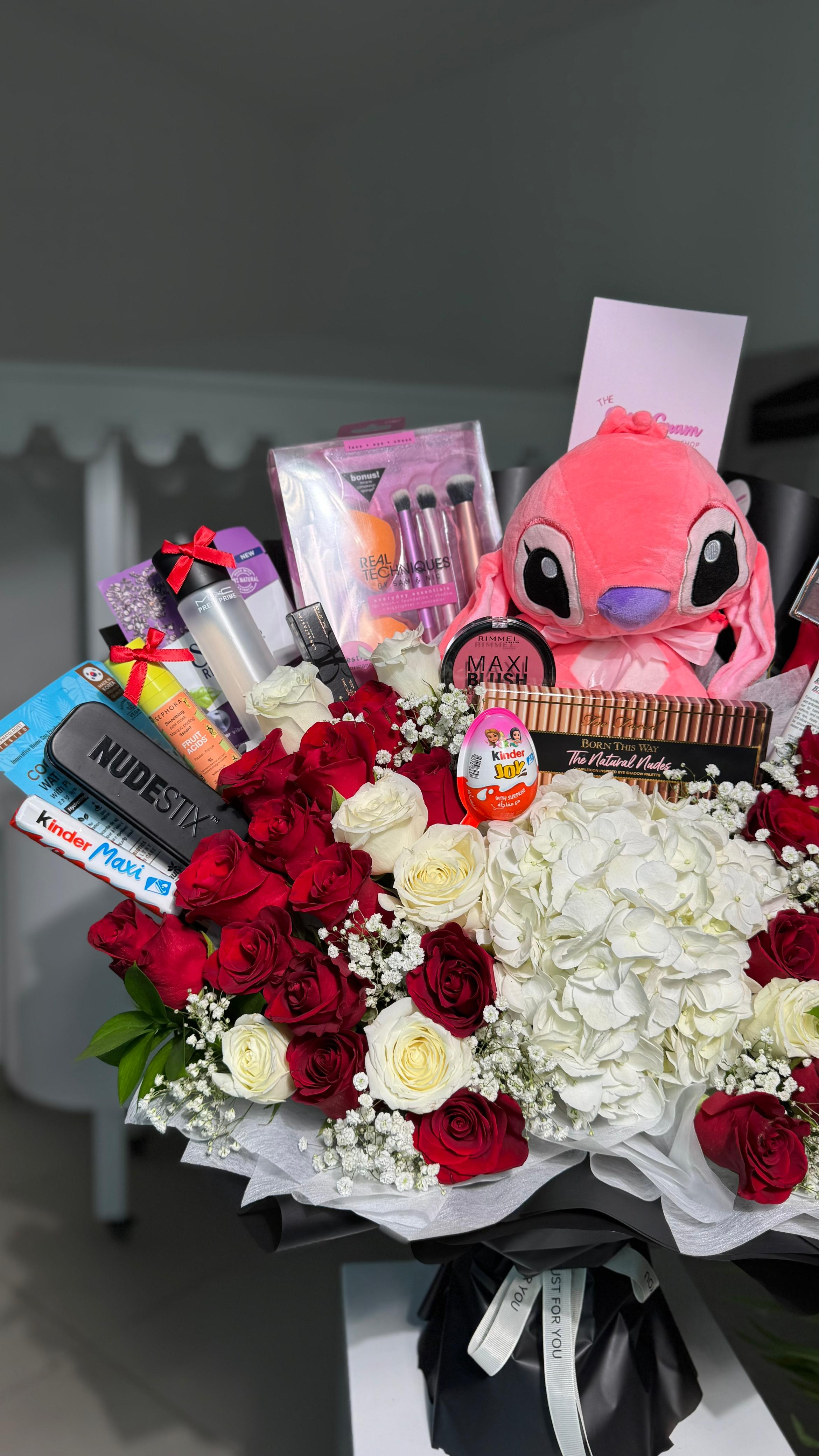 World’s Most Luxurious Makeup Bouquet with Pink Roses + Stitch